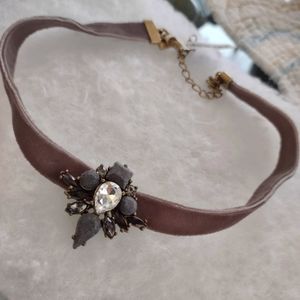 Banana republic Grey choker felt band with crystal decor brand new.